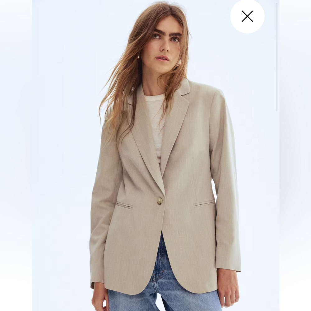 Women's Fitted Beige Blazer (XS)
